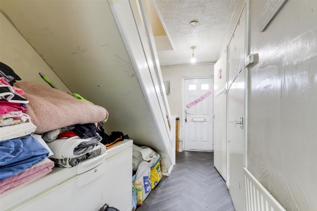 Cawston Gardens, Nottingham, NG6