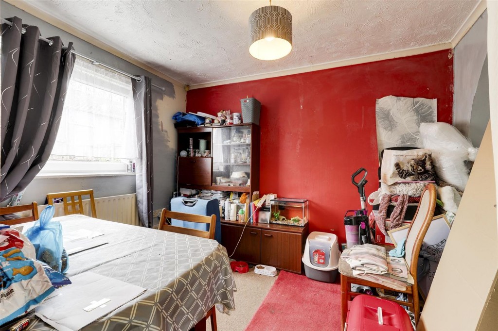 Cawston Gardens, Nottingham, NG6