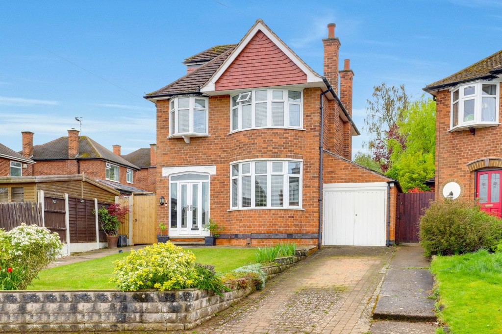 Lyndhurst Gardens, West Bridgford, NG2