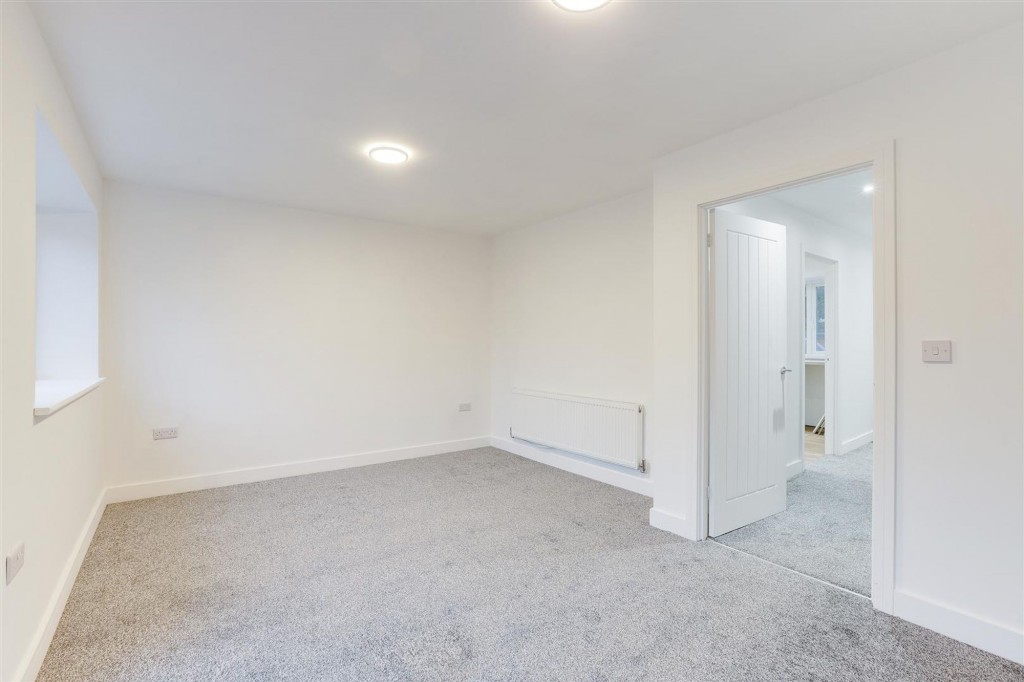 Woodfield Road, Pinxton, NG16