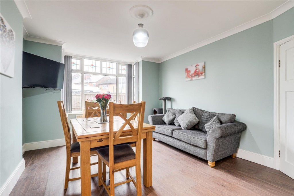 Meadow Road, Netherfield, NG4