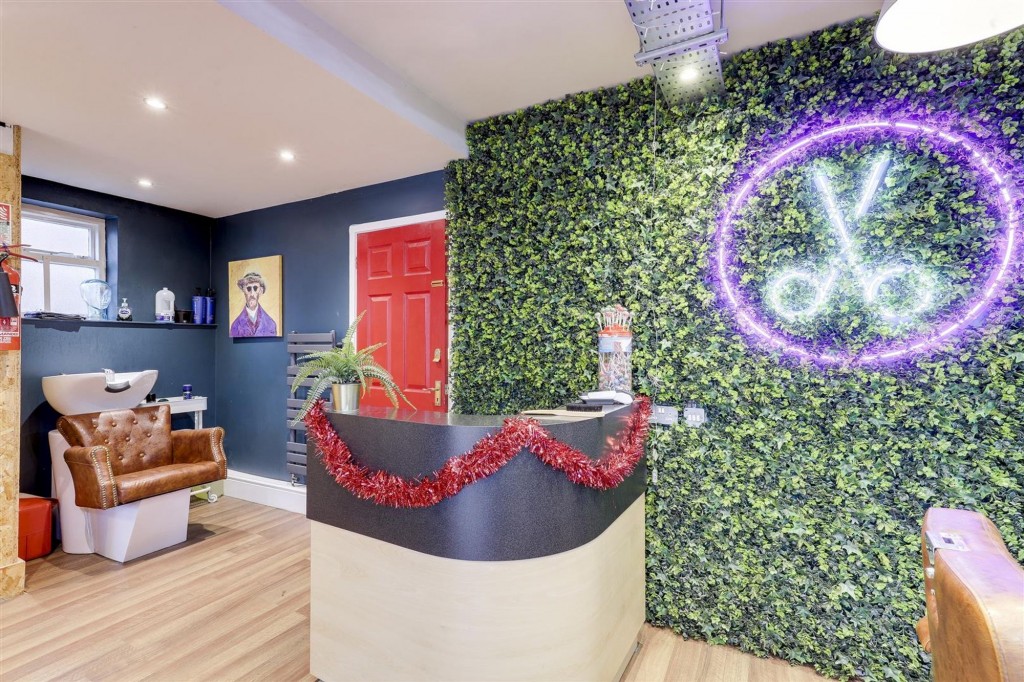 Nuthall Road, Nottingham, NG8