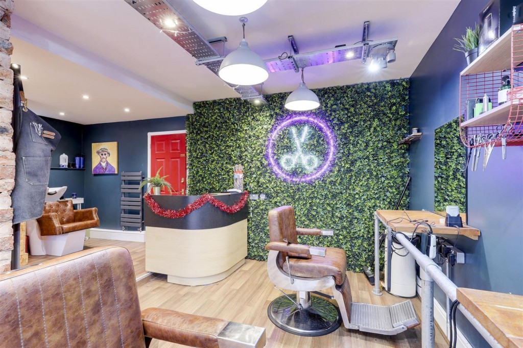 Nuthall Road, Nottingham, NG8