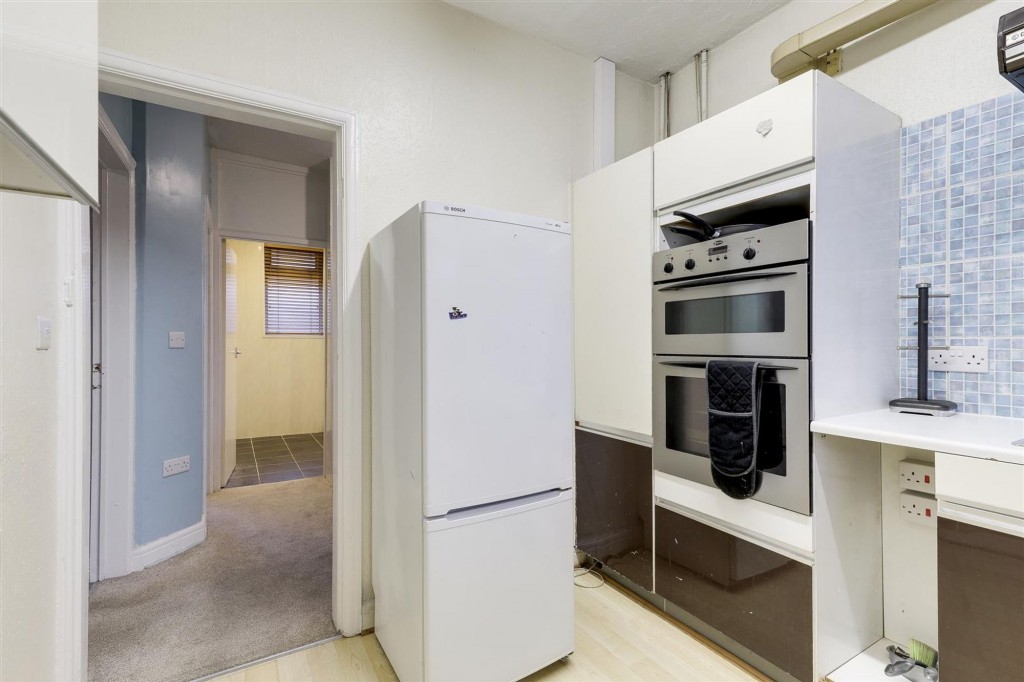 Nuthall Road, Nottingham, NG8