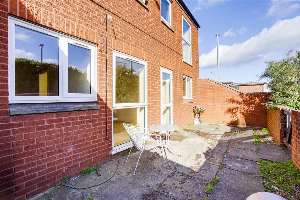 Broughton Street, Beeston, NG9
