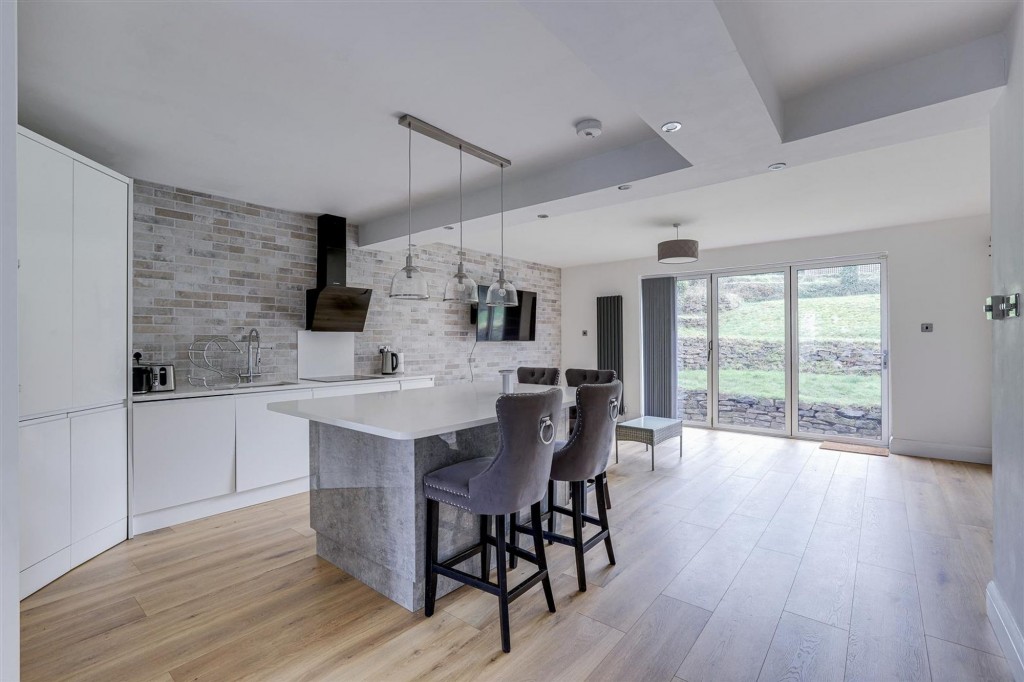 Longridge Road, Woodthorpe, NG5