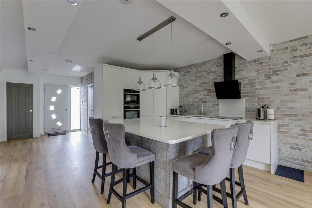 Longridge Road, Woodthorpe, NG5