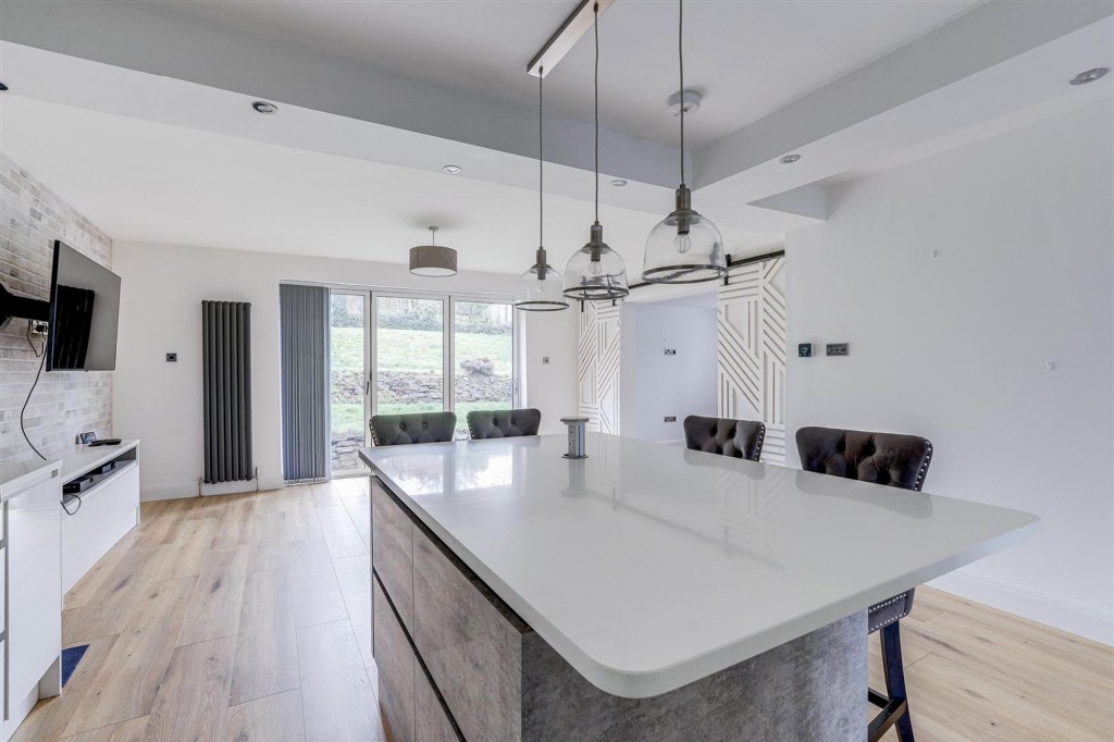 Longridge Road, Woodthorpe, NG5