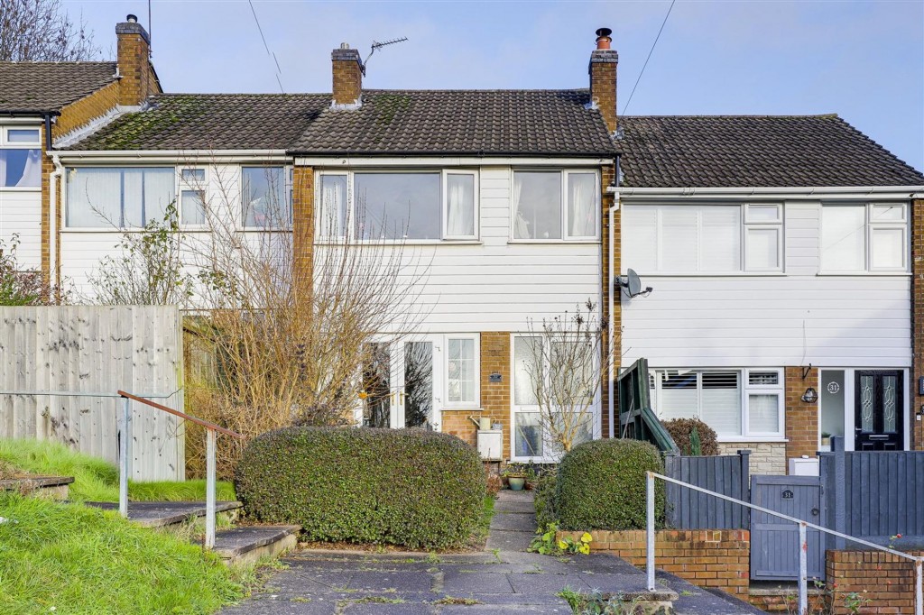 Third Avenue, Gedling, NG4