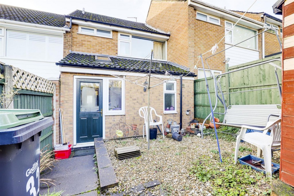 Third Avenue, Gedling, NG4