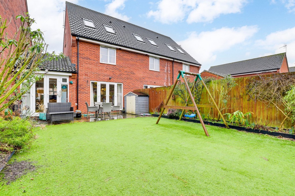 Axmouth Drive, Mapperley, NG3