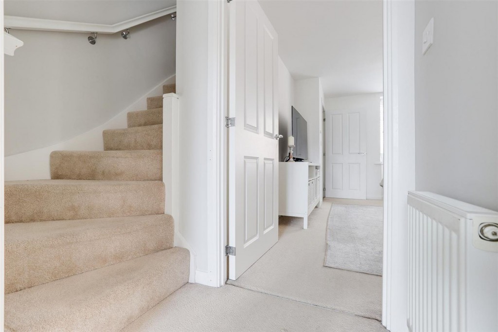 Antonia Drive, Hucknall, NG15