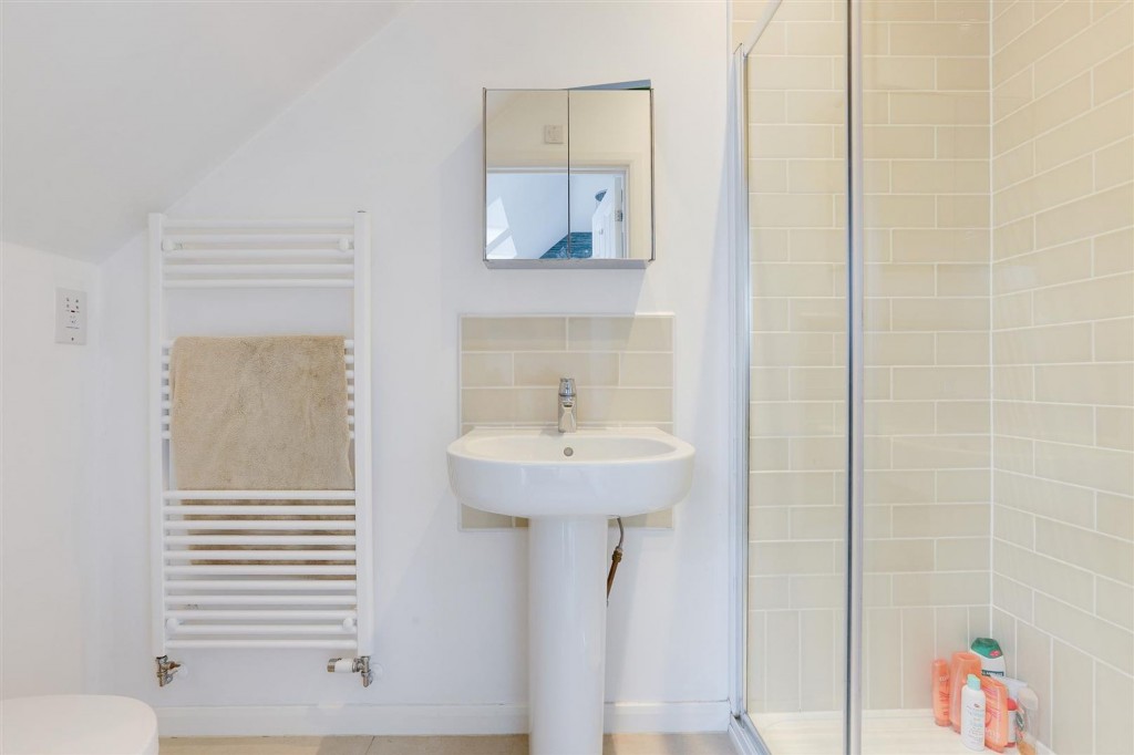 Antonia Drive, Hucknall, NG15