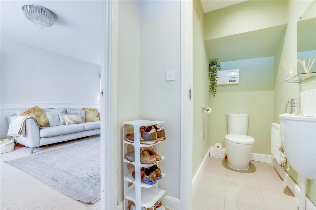 Antonia Drive, Hucknall, NG15