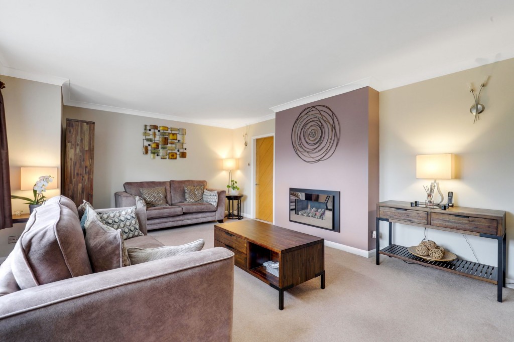 Wellington Road, Burton Joyce, NG14