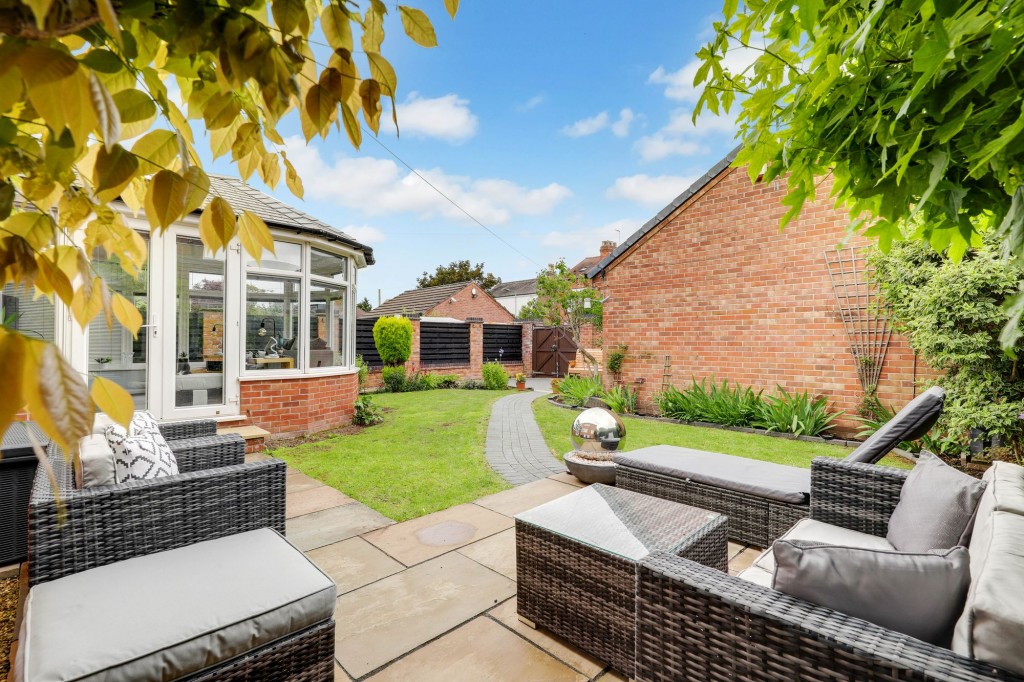 Wellington Road, Burton Joyce, NG14