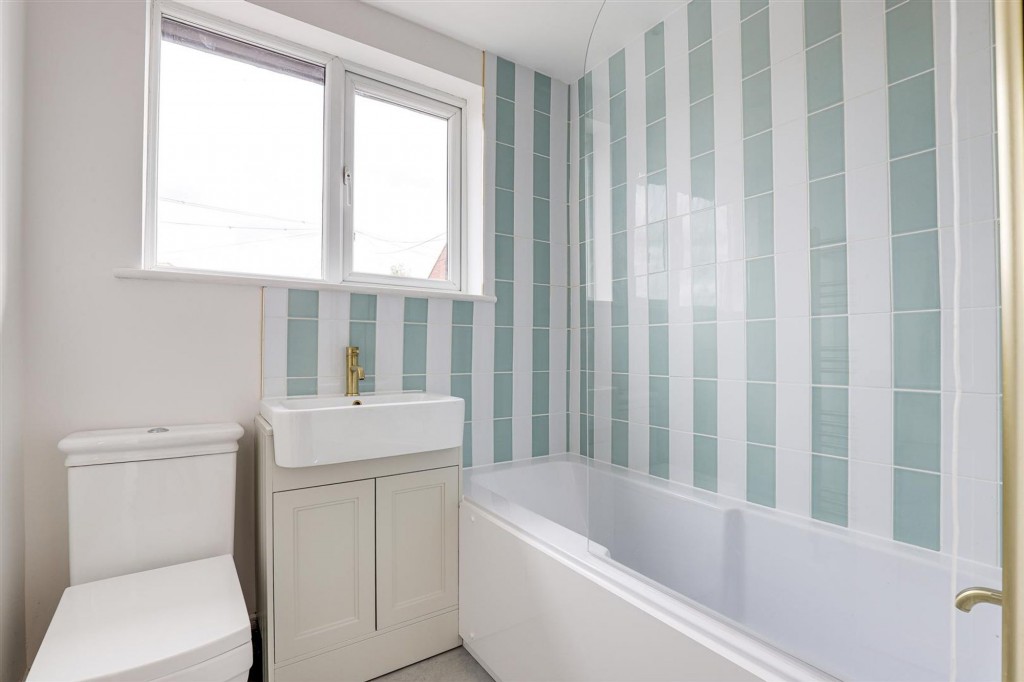 Nottingham Road, Nottingham, NG7