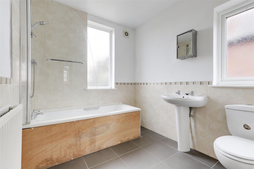 Devon Drive, Nottingham, NG5