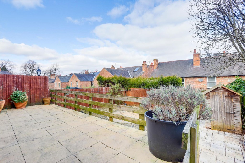 Devon Drive, Nottingham, NG5