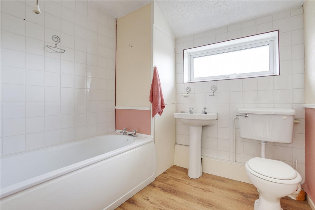 Ruskin Avenue, Long Eaton, NG10