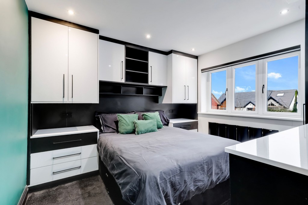 Derby Road, Bramcote, NG9