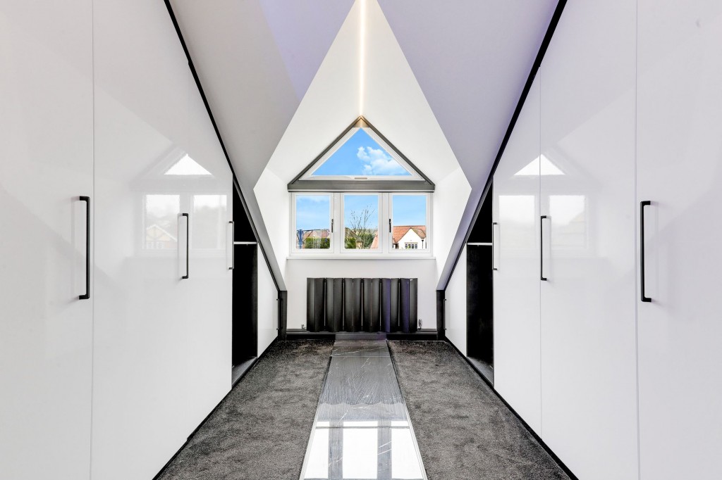 Derby Road, Bramcote, NG9