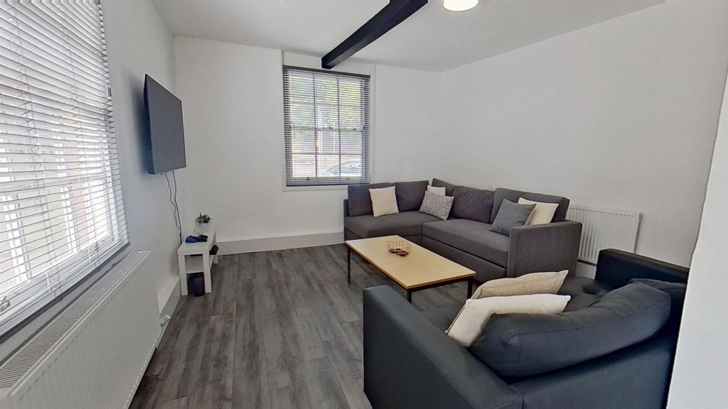 Mansfield Road, Nottingham, NG1