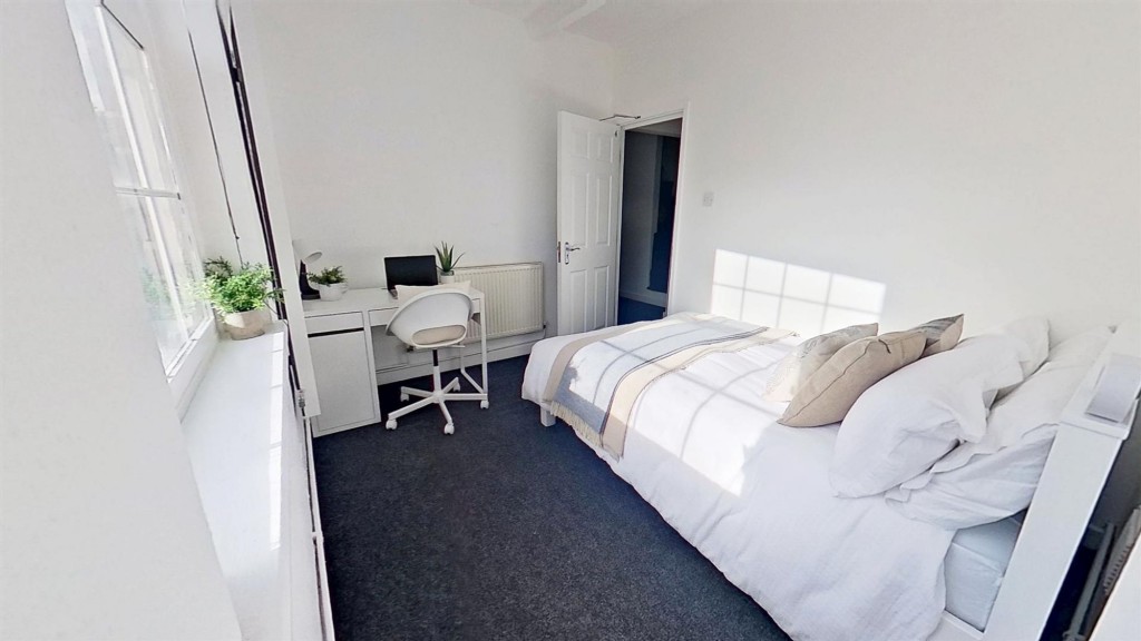 Mansfield Road, Nottingham, NG1