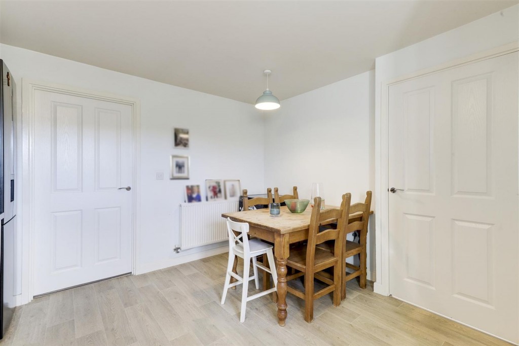 Corbett Chase, Gedling, NG4