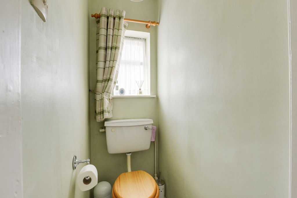 Radcliffe Road, West Bridgford, NG2