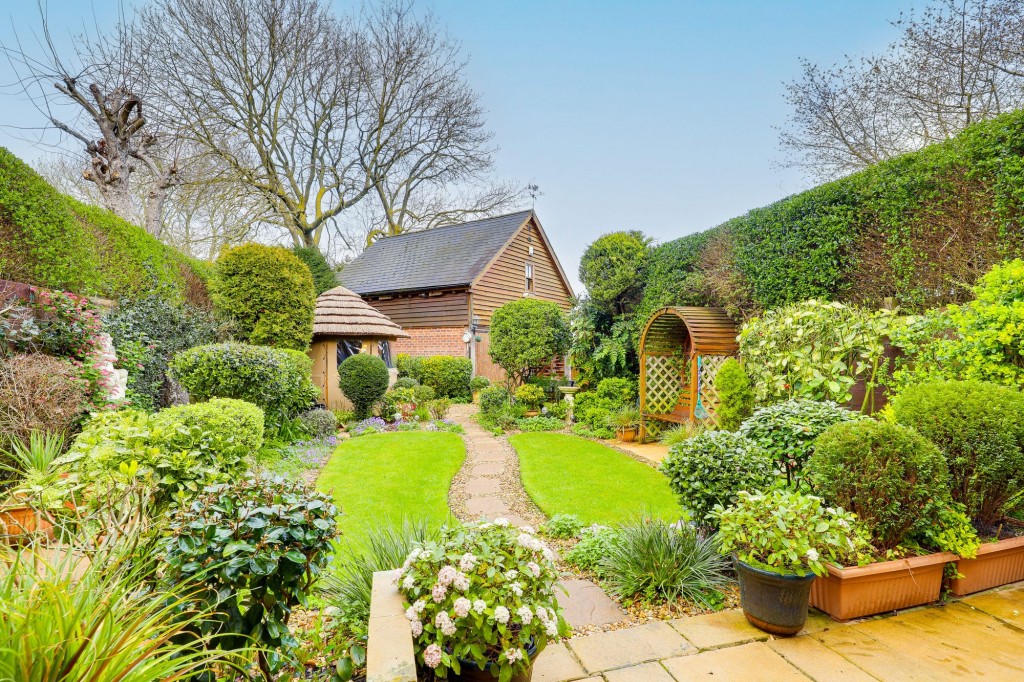 Radcliffe Road, West Bridgford, NG2