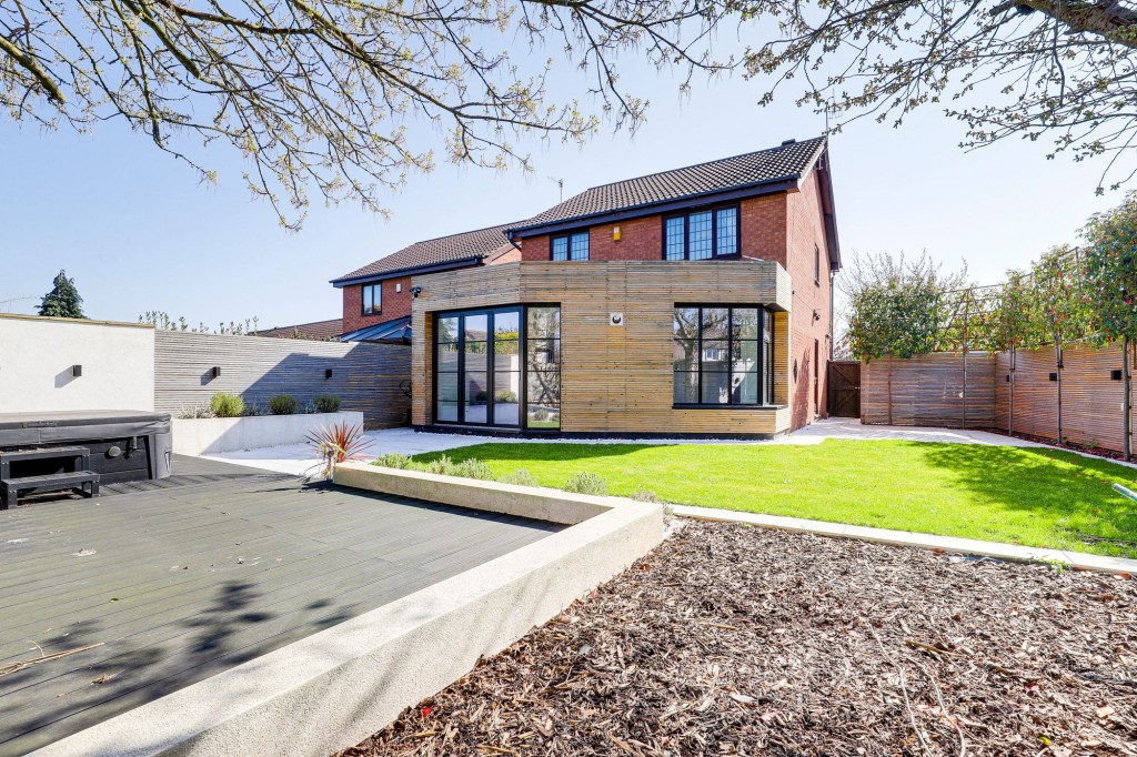 Court Gardens, West Bridgford, NG2