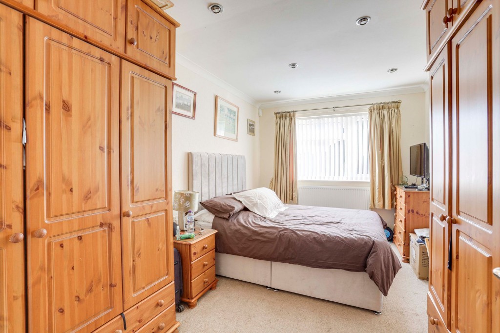 Britannia Avenue, Nottingham, NG6