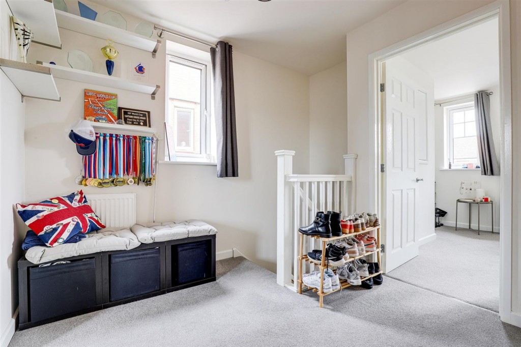 Hall Close, Nottingham, NG5