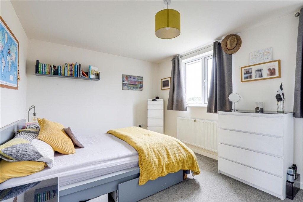 Hall Close, Nottingham, NG5