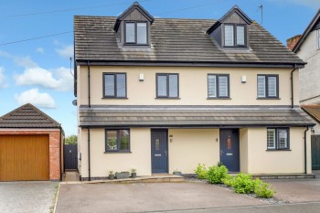 Carnarvon Grove, Gedling, NG4
