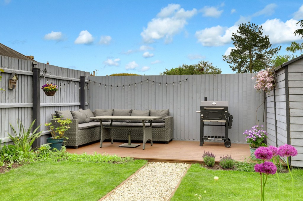 Carnarvon Grove, Gedling, NG4