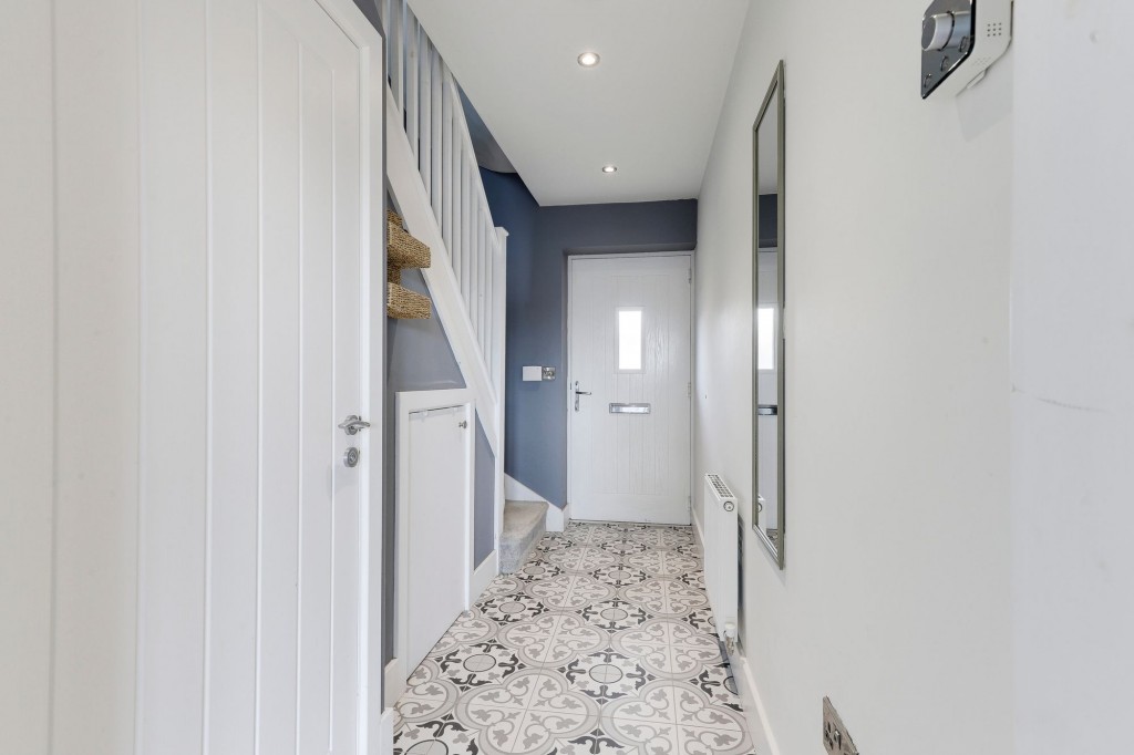 Carnarvon Grove, Gedling, NG4