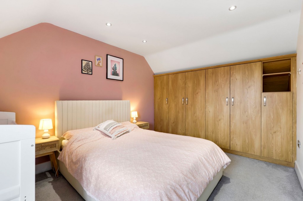 Carnarvon Grove, Gedling, NG4
