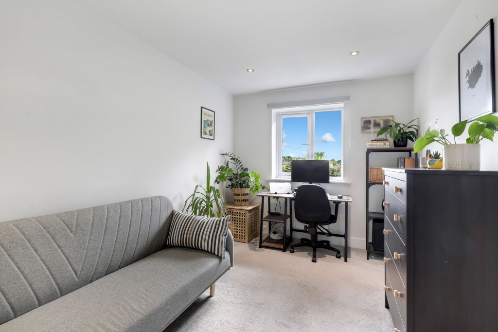 Carnarvon Grove, Gedling, NG4