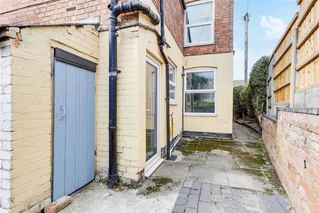 Duke Street, Arnold, NG5