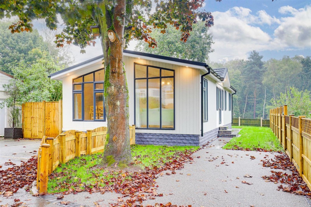 Southwell Road East, Rainworth, NG21