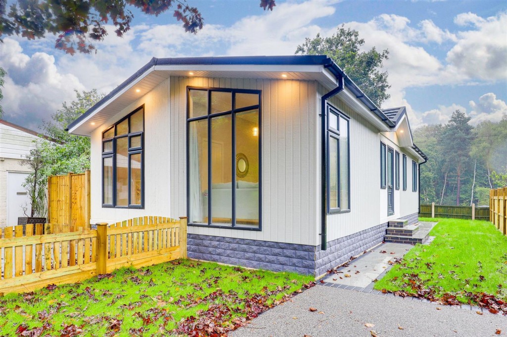 Southwell Road East, Rainworth, NG21