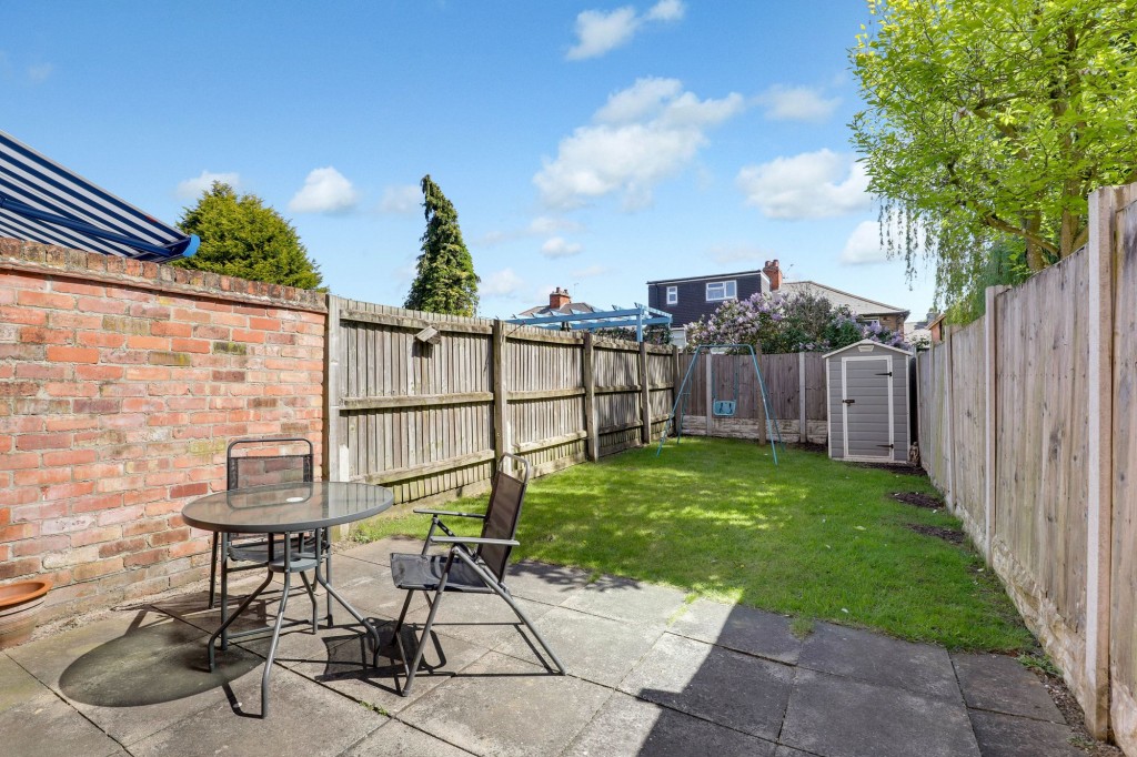 Second Avenue, Carlton, NG4