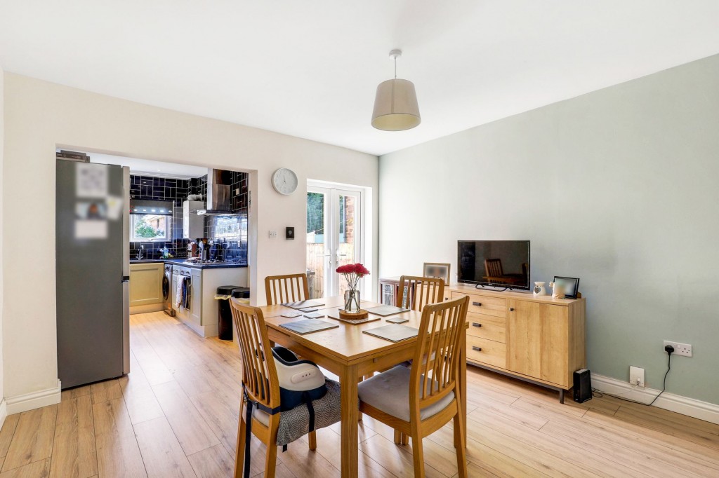 Second Avenue, Carlton, NG4