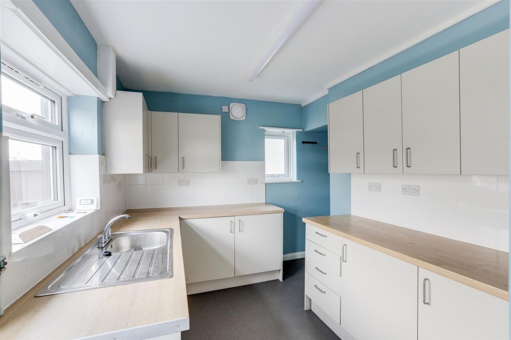 Forest Road, Clipstone Village, NG21