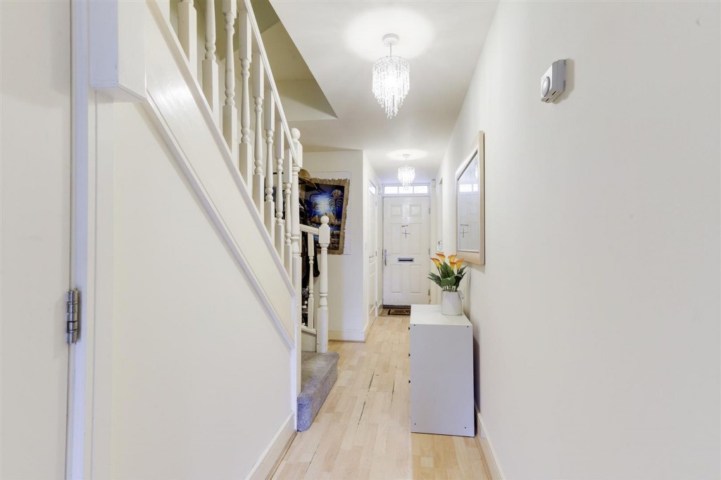 Kelham Drive, Nottingham, NG5