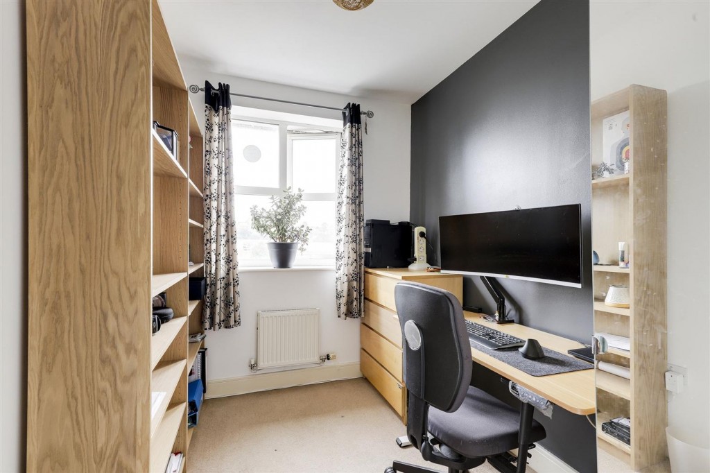 Kelham Drive, Nottingham, NG5