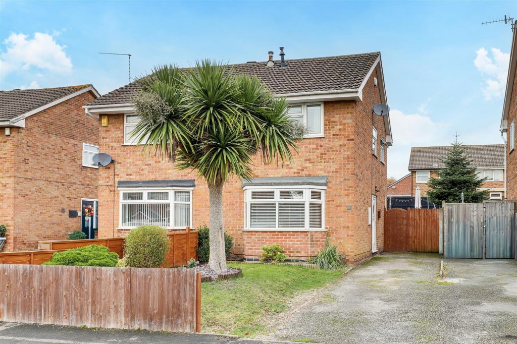 Manly Close, Nottingham, NG5