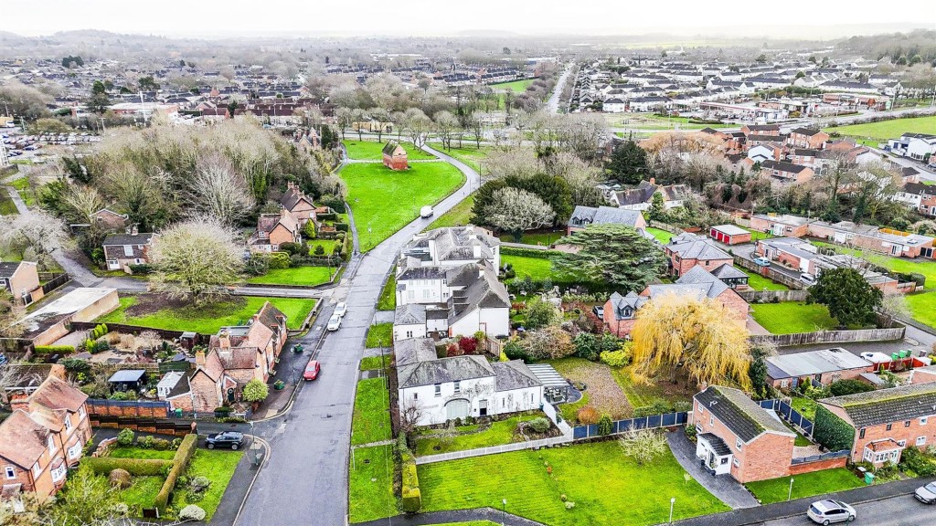 Village Road, Clifton Village, NG11